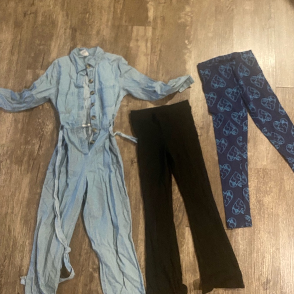 Arizona Jean Company Light Blue Jumpsuit and Black Pants Set